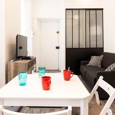BNB RENTING Chez Thibault - Studio rénové 2-4pers Centre Antibes Fersen Buitenkant foto