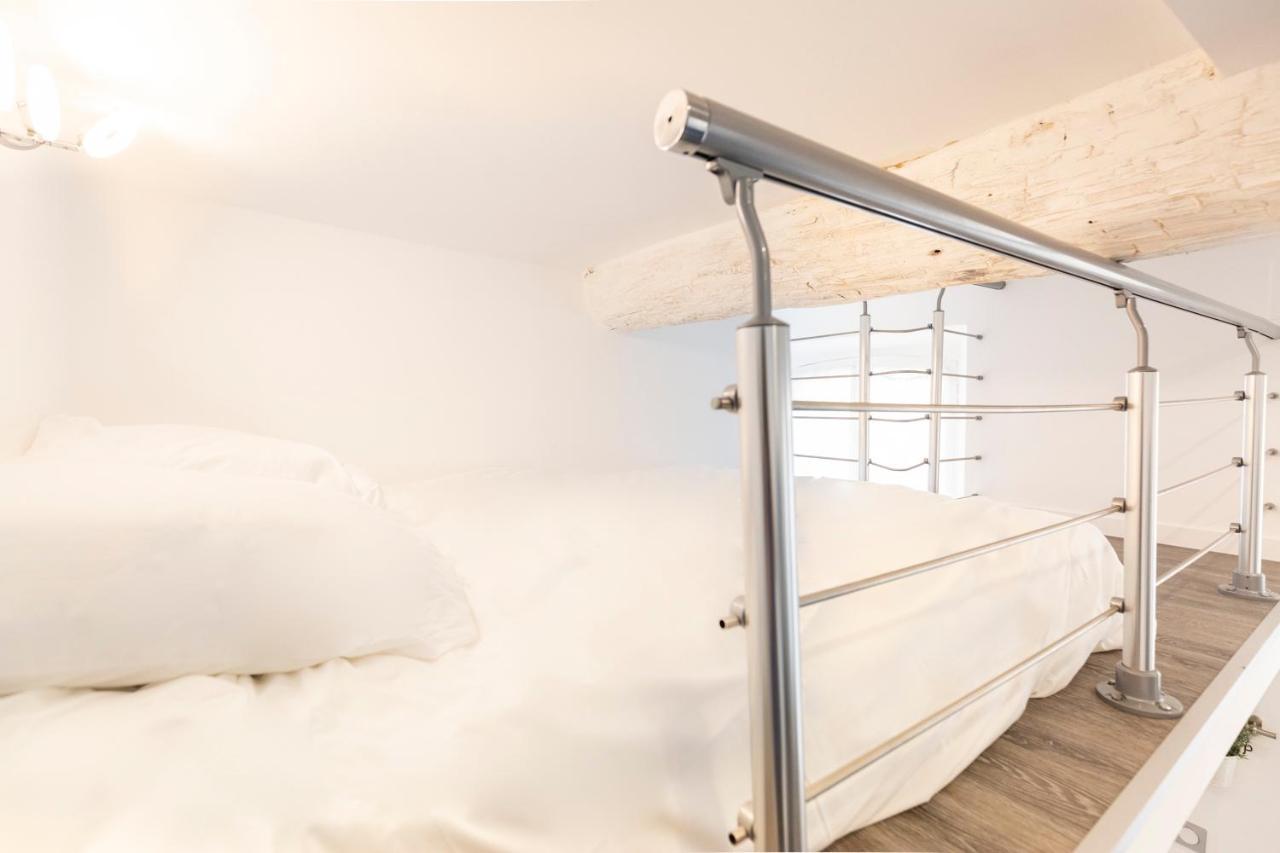BNB RENTING Chez Thibault - Studio rénové 2-4pers Centre Antibes Fersen Buitenkant foto