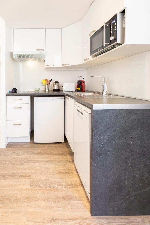 BNB RENTING Chez Thibault - Studio rénové 2-4pers Centre Antibes Fersen Buitenkant foto