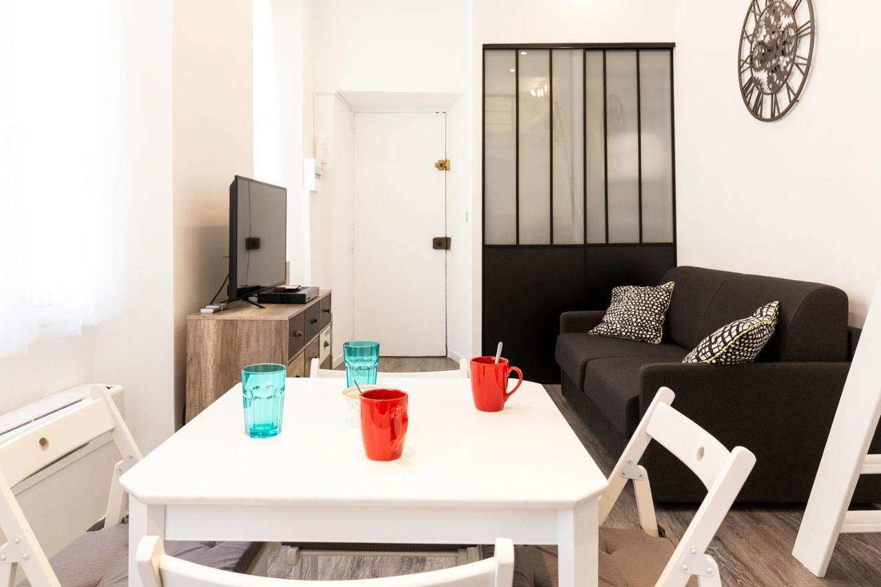 BNB RENTING Chez Thibault - Studio rénové 2-4pers Centre Antibes Fersen Buitenkant foto